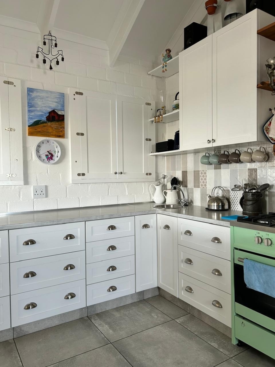3 Bedroom Property for Sale in Britannia Bay Western Cape